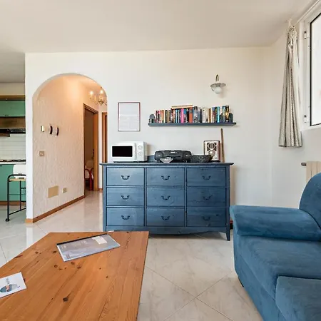In Vista Lago Daire *